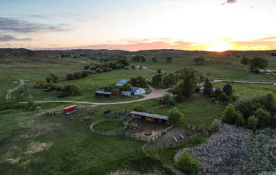 /international/us/226-chalk-buttes-road-douglas-wy-110108495292/
