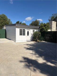 /international/us/8561-orion-av-north-hills-ca-110108445272/