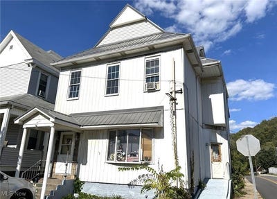 /international/us/606-ridge-avenue-new-cumberland-wv-110101194072/