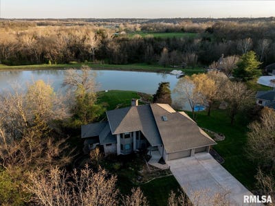 /international/us/4910-hidden-cove-drive-quincy-il-110107308252/