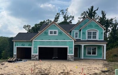 /international/us/1225-dalewood-court-ne-belmont-mi-110100779998/