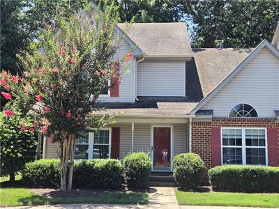 /international/us/209-north-hill-lane-chesapeake-va-110108537886/