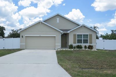 /international/us/414-se-fairchild-avenue-port-saint-lucie-fl-110101152370/