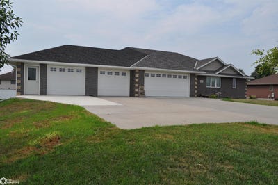 /international/us/800-e-30th-street-carroll-ia-110109573533/