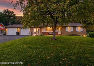 /international/us/416-briar-street-palmerton-pa-110120486211/