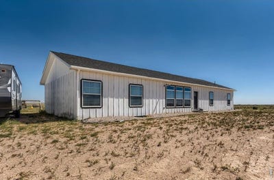 /international/us/50864-county-road-37-nunn-co-110107071405/