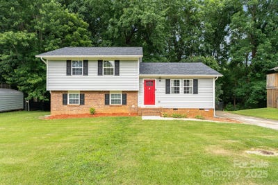 /international/us/611-king-arthur-drive-gastonia-nc-110100801456/