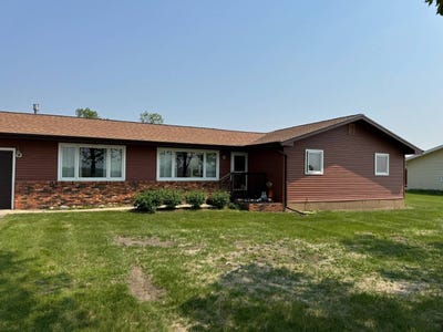 /international/us/1370-98th-st-ne-bottineau-nd-110100148783/