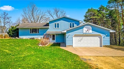 /international/us/13375-elmcrest-avenue-n-white-bear-lake-mn-110107465446/