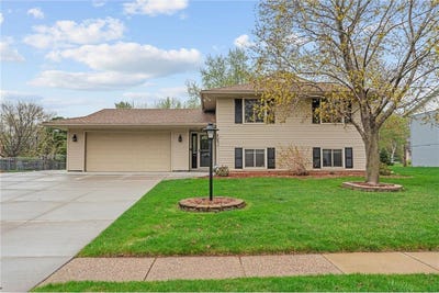 /international/us/803-newell-drive-apple-valley-mn-110107548462/
