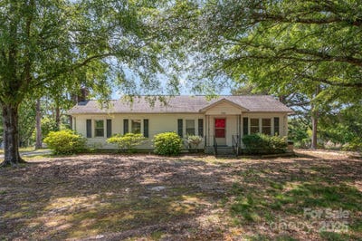 /international/us/3595-mt-holly-road-edgemoor-sc-110099999877/