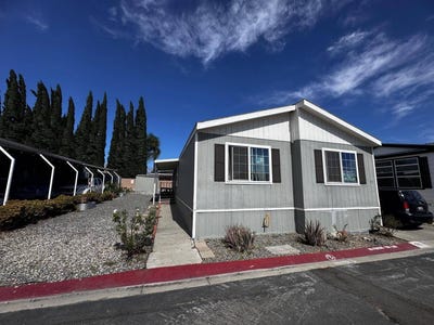/international/us/1855-e-riverside-dr-spc-75-ontario-ca-110120761807/