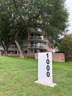 /international/us/1000-guadalupe-st-kerrville-tx-110107287172/
