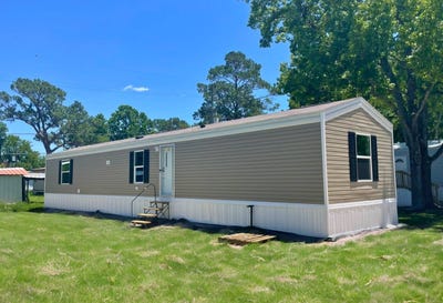 /international/us/2719-3rd-street-huffman-tx-110108351946/