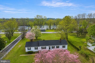 /international/us/34157-somerset-road-pocomoke-md-110105784806/