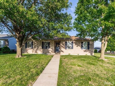 /international/us/12729-kenai-drive-evansville-in-110099450985/