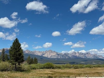 /international/us/fisher-creek-loop-stanley-id-110107079128/