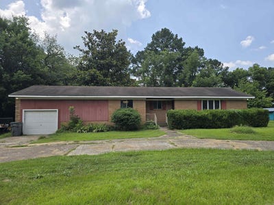 /international/us/1800-white-drive-batesville-ar-110101023284/