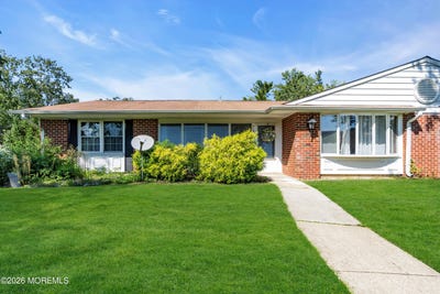 /international/us/915-dumbarton-drive-lakewood-nj-110110212004/