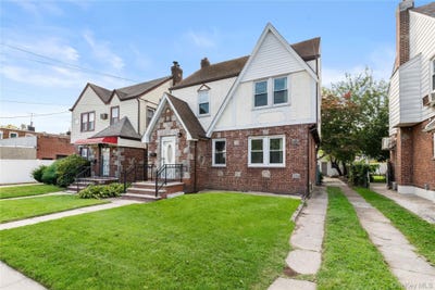/international/us/4554-172nd-street-flushing-ny-110120042633/