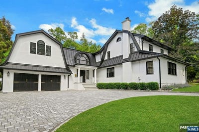 /international/us/111-hudson-avenue-tenafly-nj-110108848306/