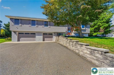 /international/us/1158-pecan-lane-lehigh-twp-pa-110120487317/