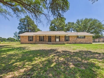 /international/us/8677-state-highway-19-s-athens-tx-110108153778/