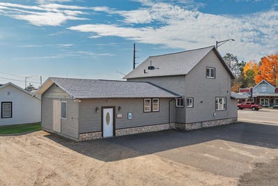 /international/us/728-elm-st-woodruff-wi-110120532664/