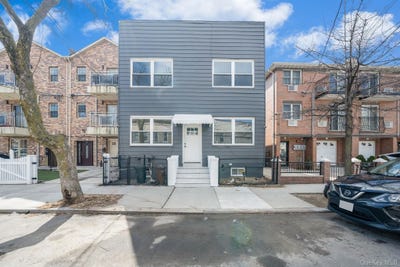 /international/us/6014-56th-avenue-maspeth-ny-110107036668/