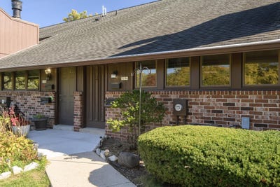 /international/us/5196-woodbridge-ln-s-greenfield-wi-110120465750/