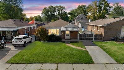 /international/us/8345-robindale-avenue-dearborn-heights-mi-110120772670/