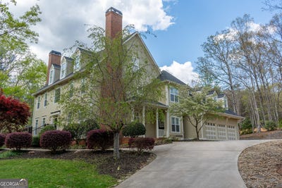 /international/us/2925-orchard-drive-clarkesville-ga-110101099341/