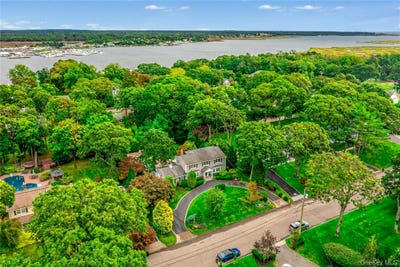/international/us/81-widgeon-court-great-river-ny-110110220830/