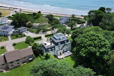 /international/us/245-eustis-avenue-newport-ri-110100561651/