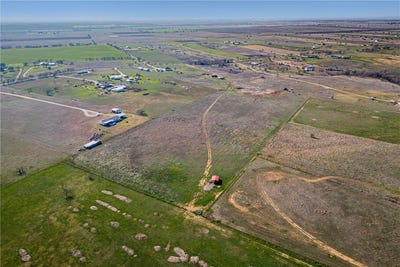 /international/us/wolf-lane-valley-mills-tx-110099134390/