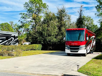 /international/us/9509-se-49th-terrace-webster-fl-110094726791/