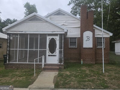 /international/us/133-hendrix-street-millen-ga-110107857042/