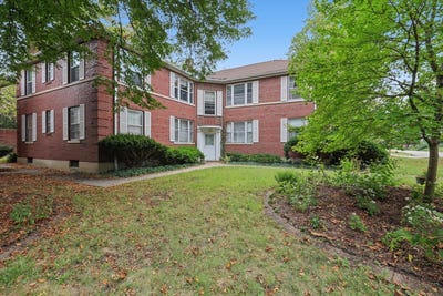 /international/us/1510-s-race-street-urbana-il-110110298672/