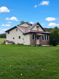 /international/us/2004-e-valley-road-smethport-pa-110119947274/