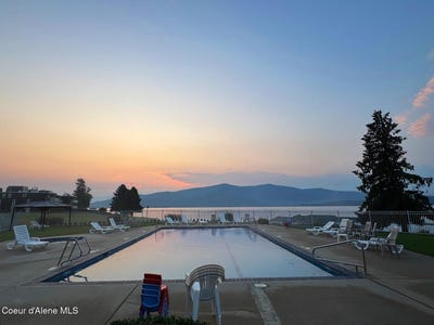 /international/us/1309-westwood-ln-sandpoint-id-110108251696/