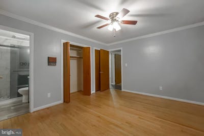 /international/us/23618-kingston-creek-road-california-md-110101310986/