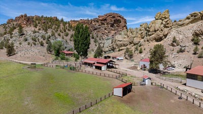 /international/us/12750-se-carey-lane-prineville-or-110097659551/