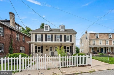 /international/us/239-fairview-road-crum-lynne-pa-110100832543/