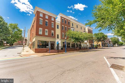 /international/us/136-bridge-street-phoenixville-pa-110108906710/