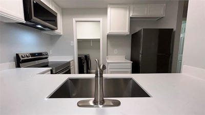 /international/us/3611-w-northgate-drive-irving-tx-110100186753/