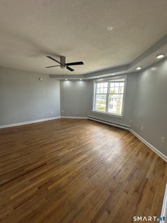 /international/us/196-ocean-avenue-new-london-ct-110107715306/
