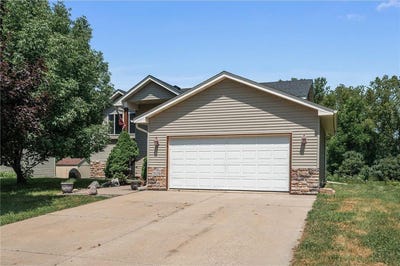 /international/us/509-2nd-street-s-montrose-mn-110100891987/