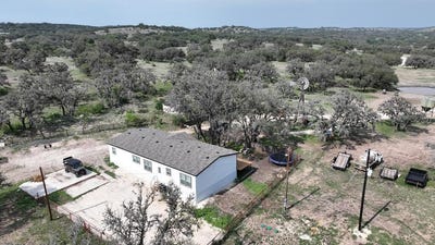/international/us/3180-cr-551-rocksprings-tx-110120514367/