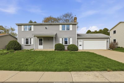 /international/us/3113-n-peachtree-lane-appleton-wi-110107712001/