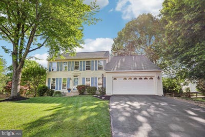 /international/us/9368-dahlia-court-manassas-va-110107723179/